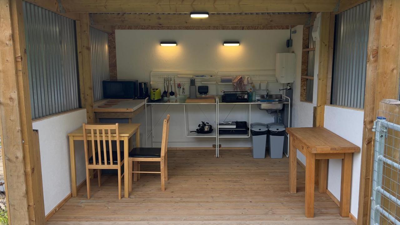 Shepherds Hut At Cedar Gables Lamberhurst 외부 사진